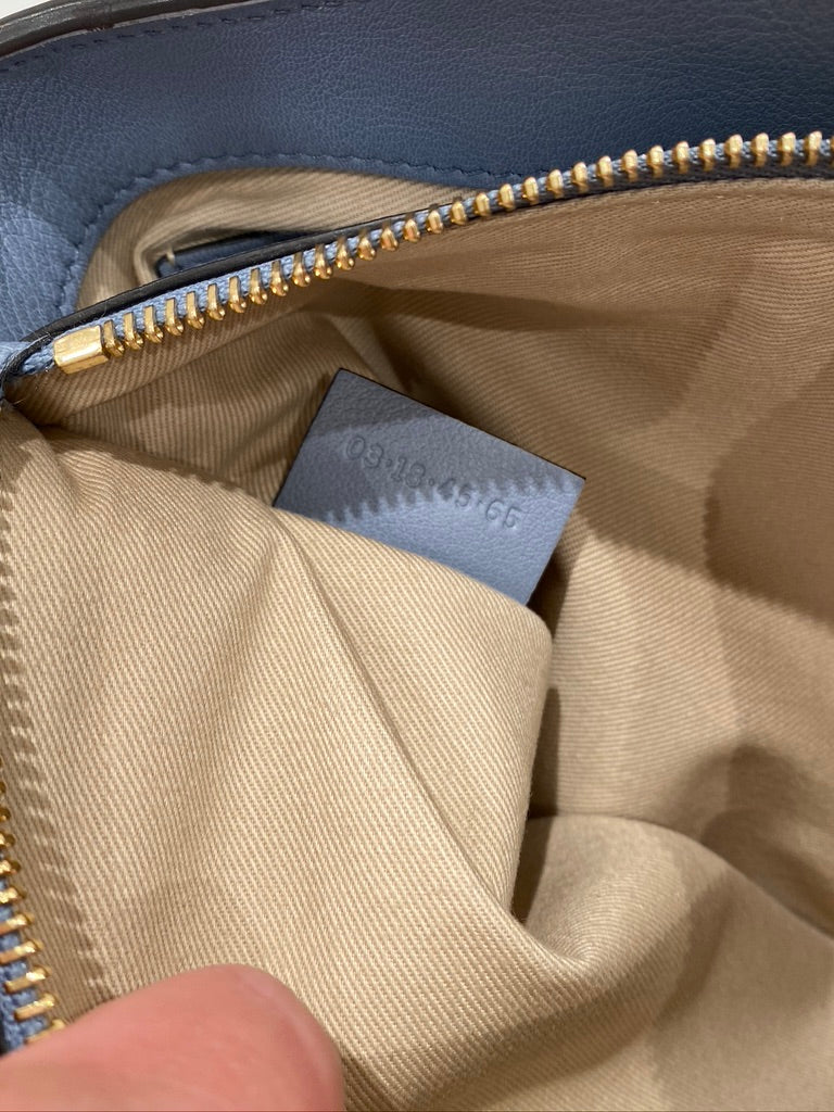 Chloè Faye Taske - (Nypris ca 11.800 kr)