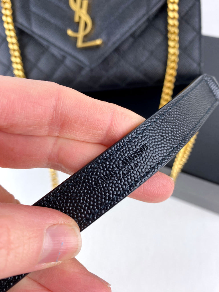 Saint Laurent - ENVELOPE SMALL IN QUILTED - (Nypris 16.158 kr/2.165 Euro)