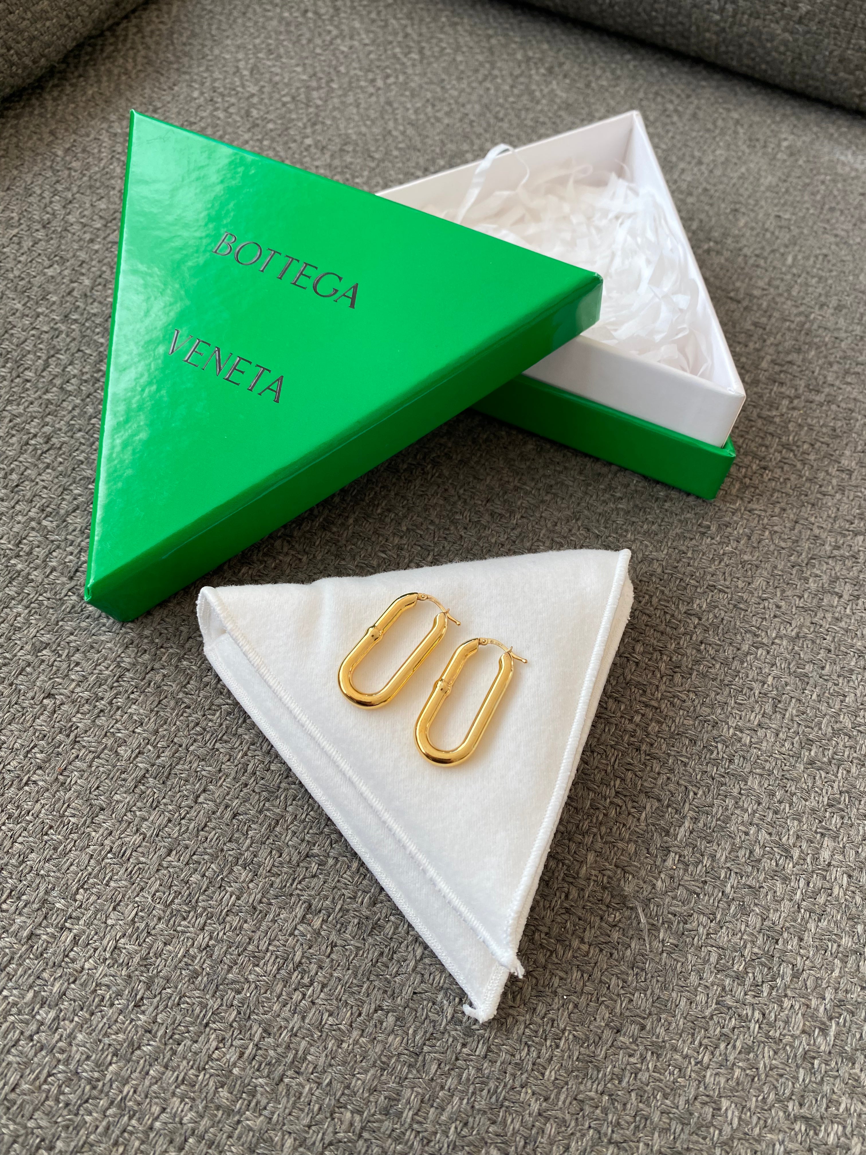 Bottega Veneta Øreringe - (Nypris 2.500 kr)