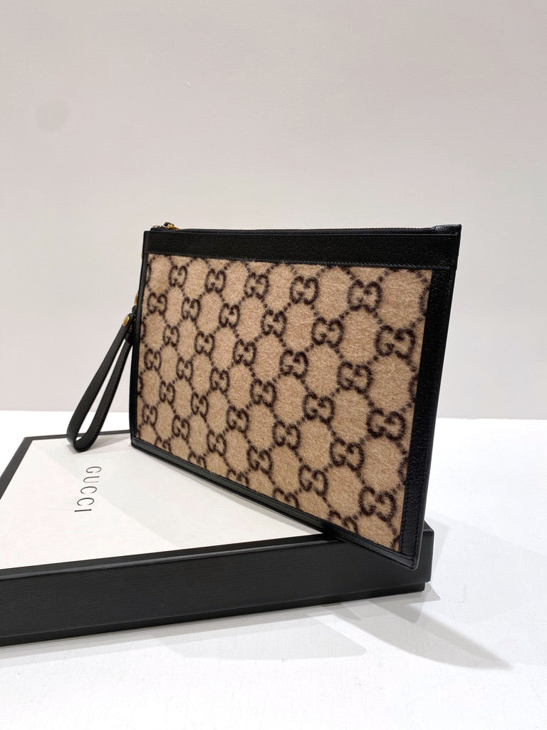 Gucci Clutch Monogram