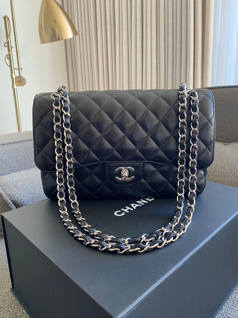 Chanel Classic Large Flap - (Nypris 86.830 kr)