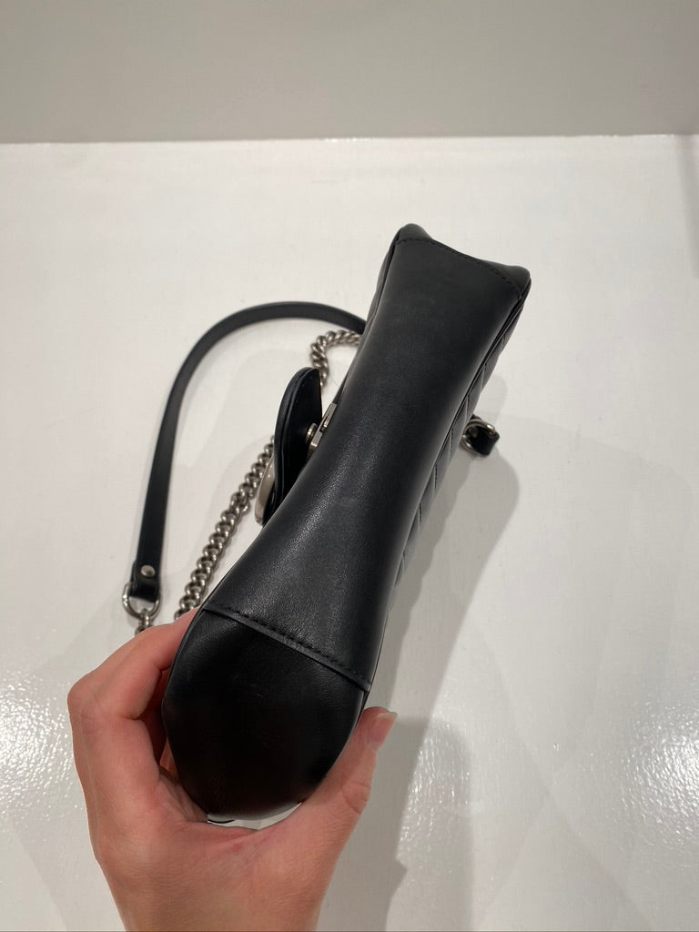Gucci Marmont Medium Taske - (Nypris ca 17.450 kr)
