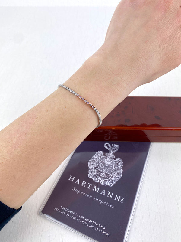 Hartmann´s Tennis Armbånd - Bemærk Armbåndet Opbevares Eksternt!!! (Anslået forsikringsværdi 105.000 kr)