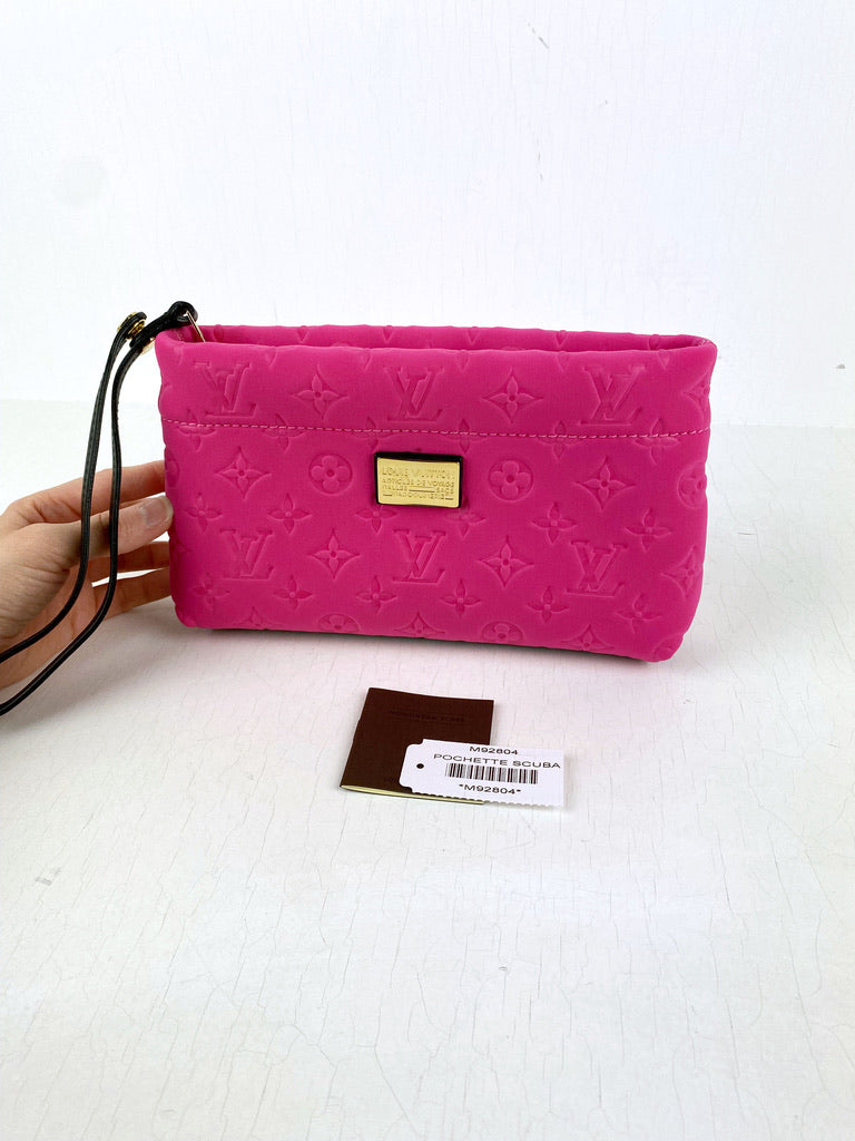 Louis Vuitton Pink Clutch - Scuba Pochette