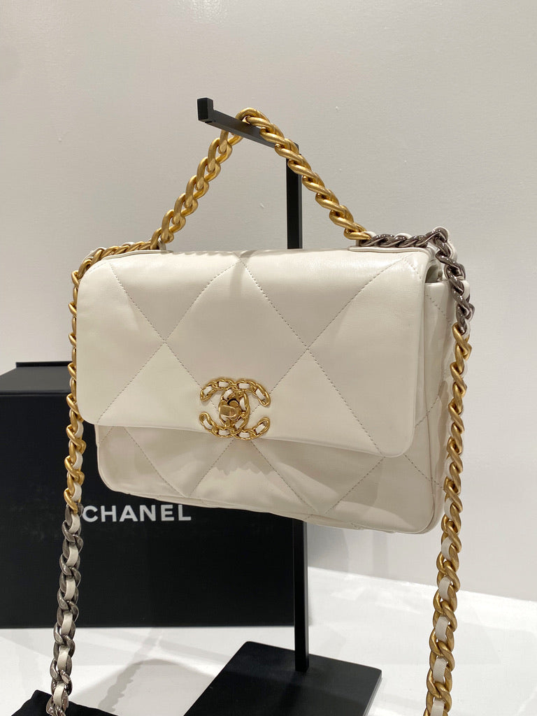 Chanel 19 Small Handbag/Crossbody  - (Nypris 50.850 kr)