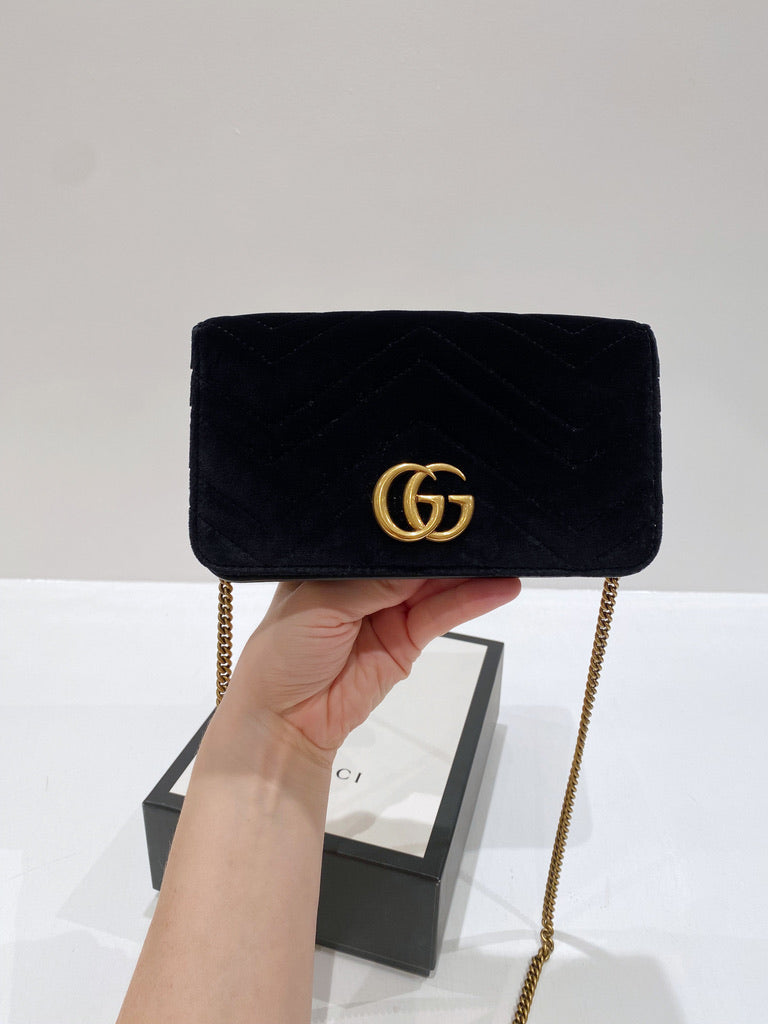 Gucci Marmont Super Mini Taske - Velour Sort.