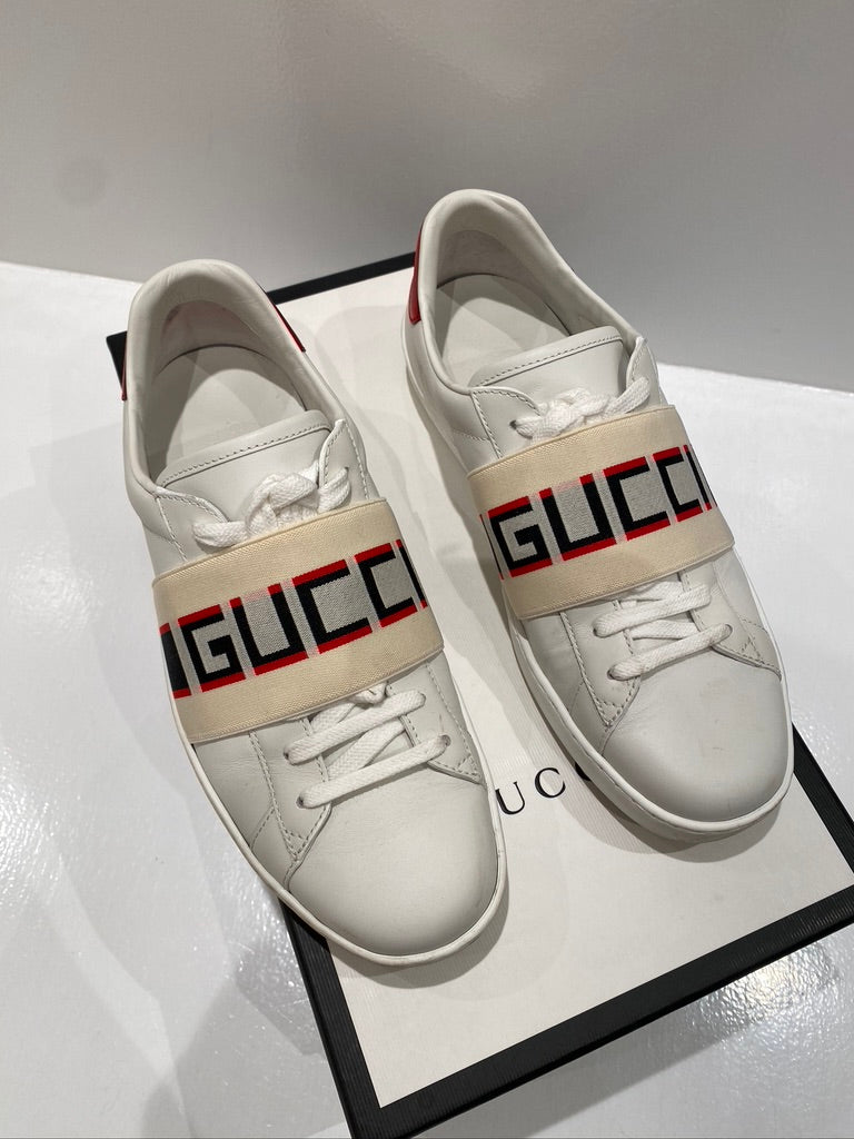 Gucci Sneakers - Str 6/Passer Ca str 40