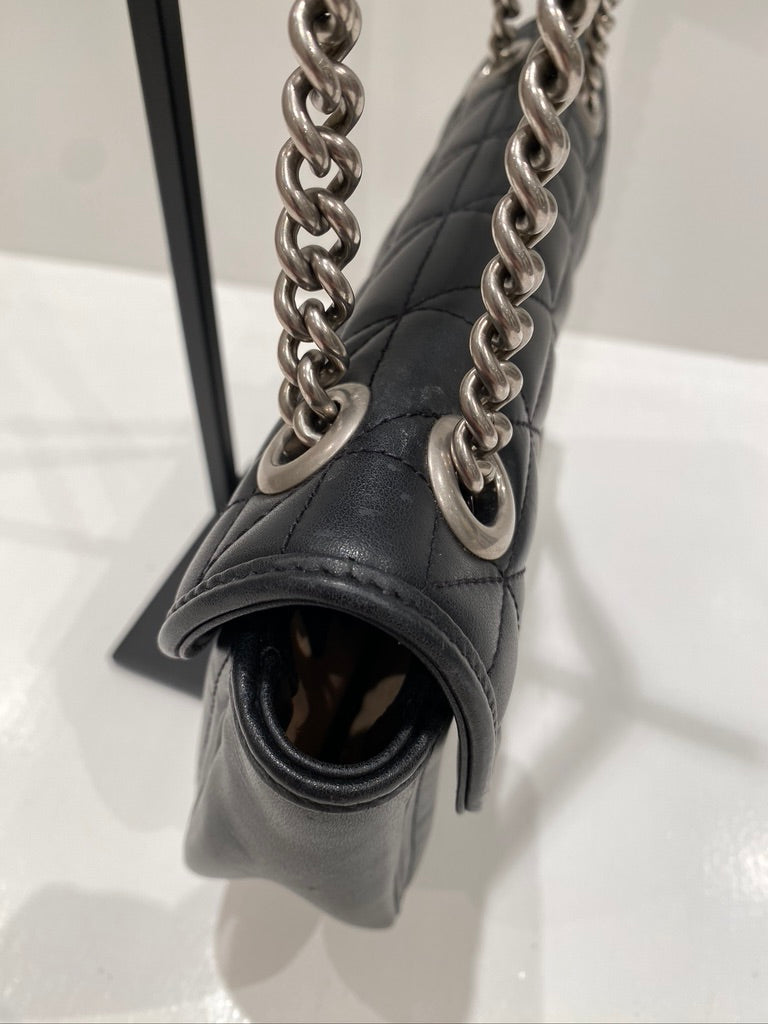 Gucci Marmont Medium Taske - (Nypris ca 17.450 kr)