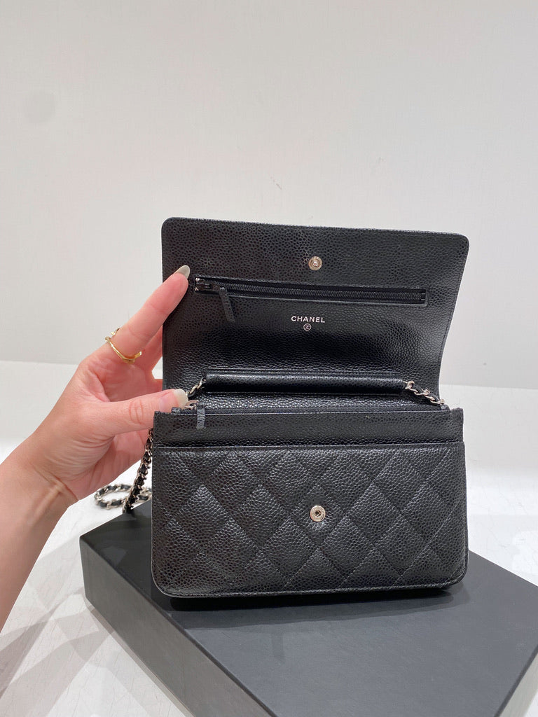Chanel Wallet On Chain - Caviar Med Sølvhardware - (Nypris 25.040 kr)