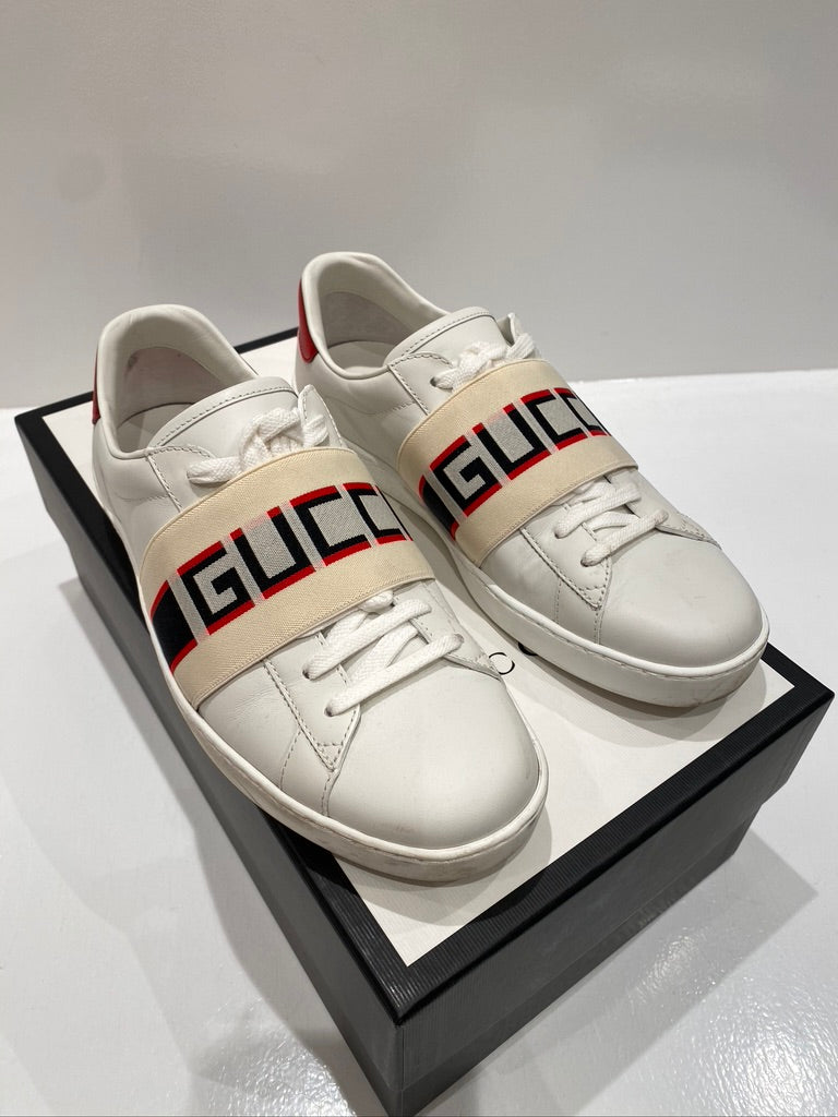 Gucci Sneakers - Str 6/Passer Ca str 40