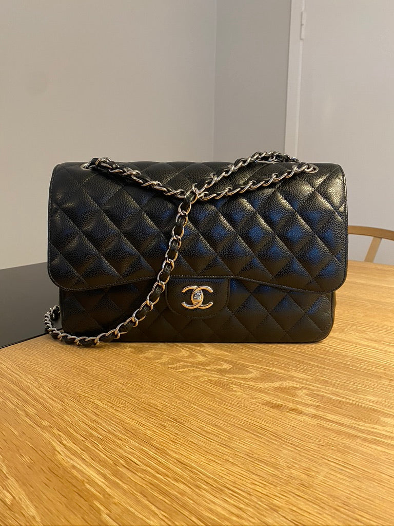 Chanel Classic Large Flap - (Nypris 86.830 kr)