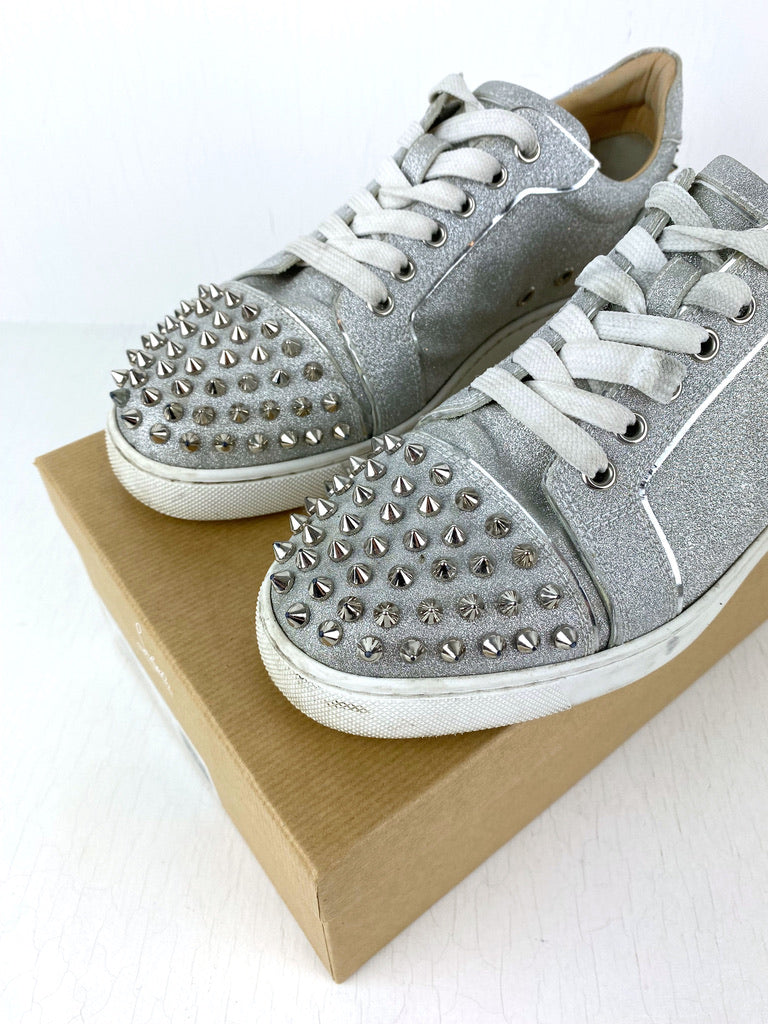 Christian Louboutin Sneakers - Str 38 - (Nypris 5.450 kr)