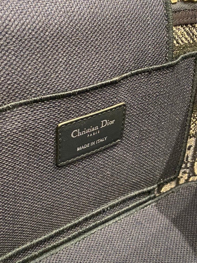 Dior Vanity Case - (Nypris 13.070 kr)