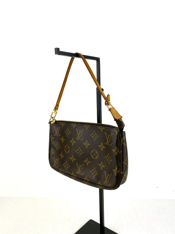 Louis Vuitton Pochette Monogram Taske (Nypris ca 8.500 kr på samme type taske nu!)