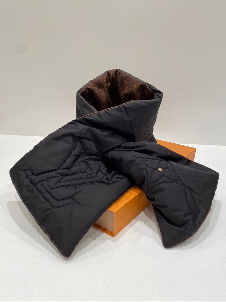 Louis Vuitton Tørklæde/ Vendbart Sort Eller Mogogram