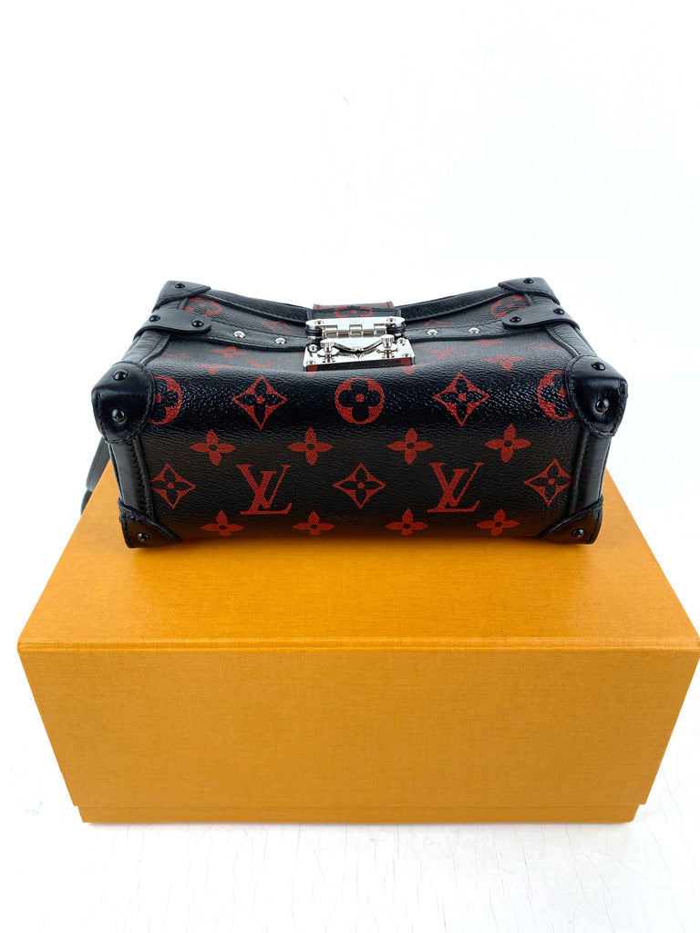 Louis Vuitton Petit Malle Soft MM Monogram Rouge - Limited Edition. (Nypris nu ca 39.000 kr)