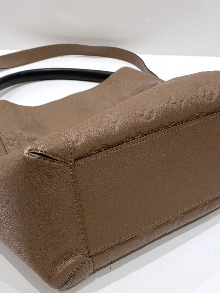 Louis Vuitton Bagatelle Emp Taupe - (Nypris 16.800 kr)