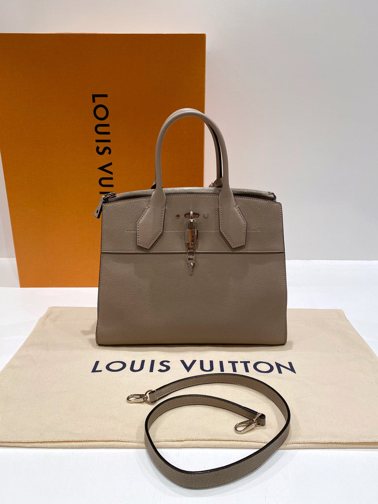 Louis Vuitton City Steamer MM Galet - (Nypris imellem 31.000 -40.000 kr) - Sjældent udbudt til salg!!!