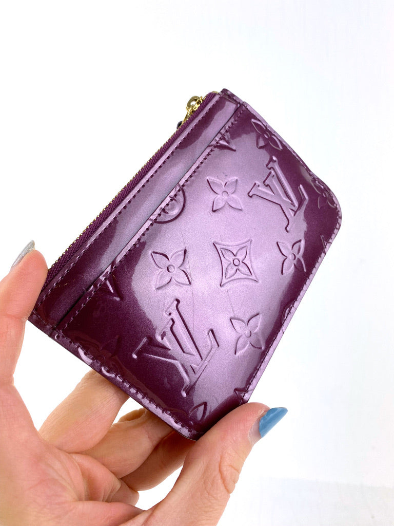 Louis Vuitton Key Pouch - Lak