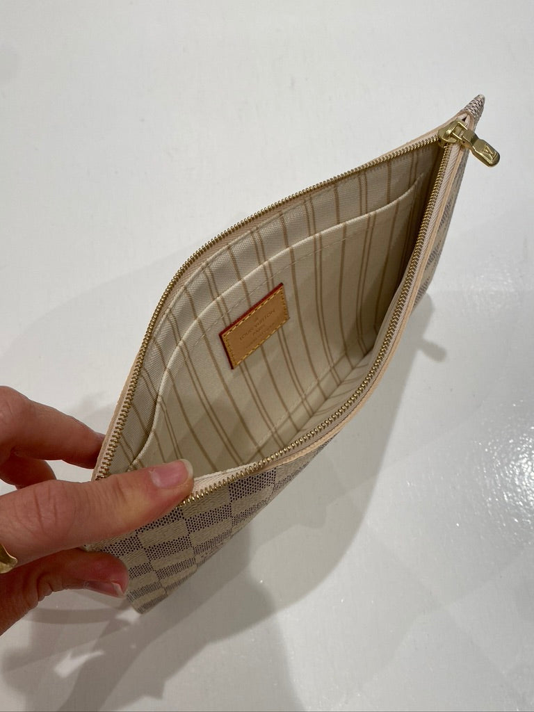 Louis Vuitton Clutch Damier Azur -  (Fra Neverfull Taske)