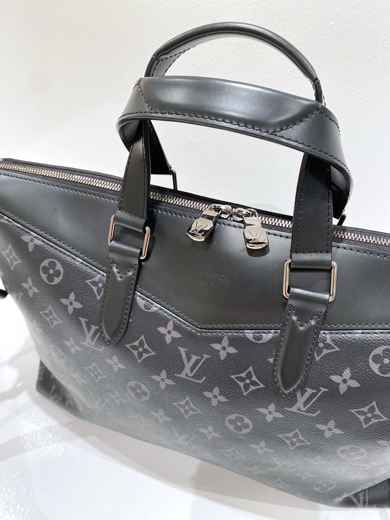 Louis Vuitton Briefcase Explorer - (Nypris ca 16.800 kr)