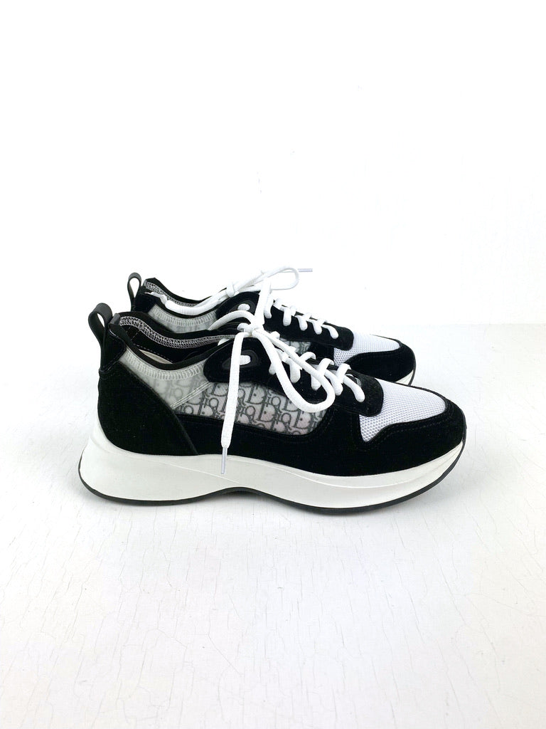 Dior Sneakers - Str 38 - (Nypris ca 6.300 kr)