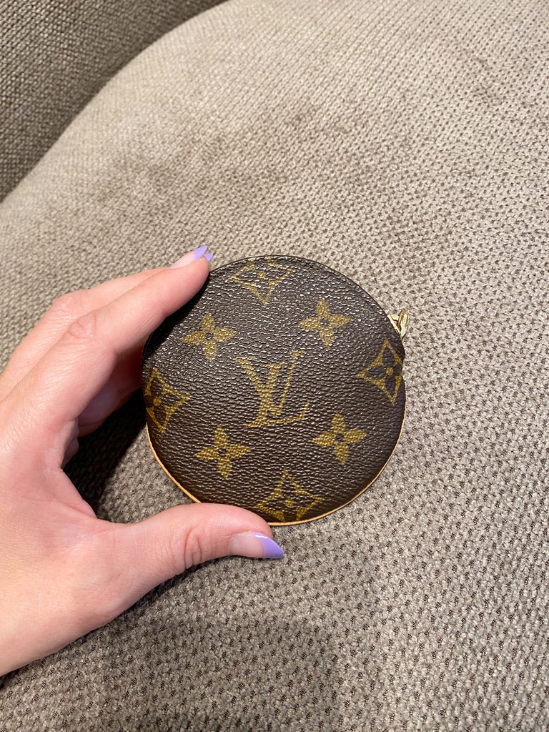Louis Vuitton Monogram Round Coin Purse