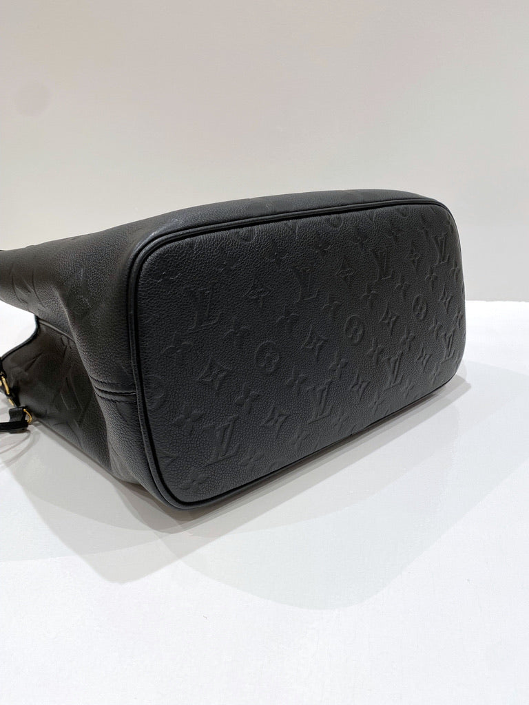 Louis Vuitton Neverfull MM Empreinte Tote Bag - Sort - (Nypris 16.300 kr)