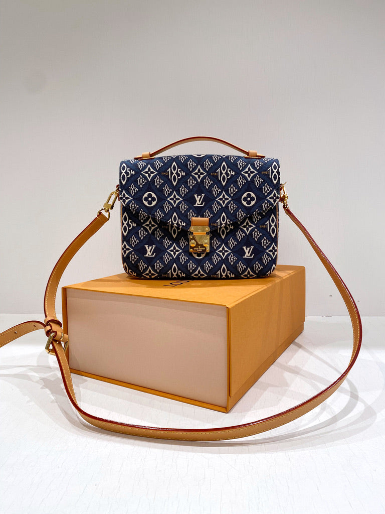 Louis Vuitton Pochette Metis 1854 - Nypris 16.700 kr