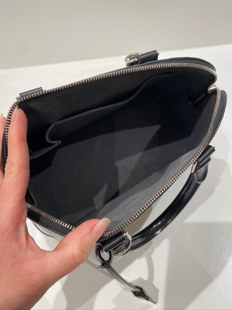 Louis Vuitton Amma PM - Epi Håndtaske - (Nypris 15.800 kr)