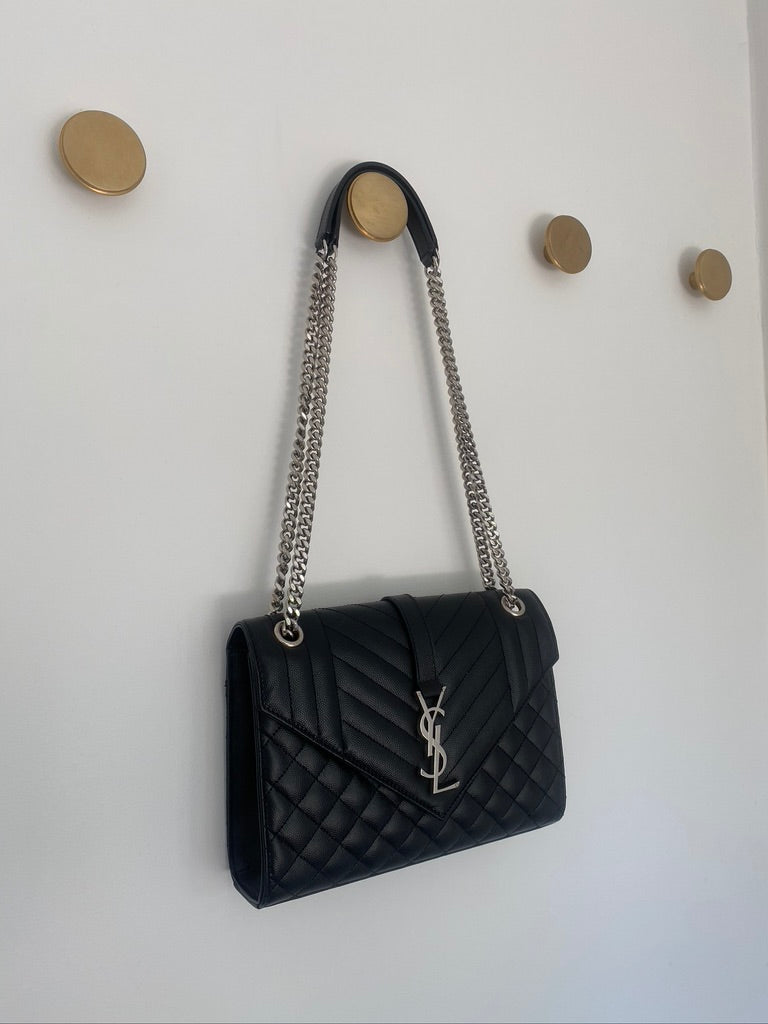 Saint Laurent Envelope Medium Schoulder Bag/Taske - (Nypris ca 17.500 kr/ 2.250 Euro)