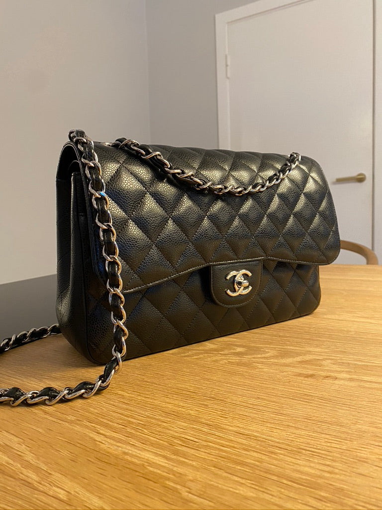 Chanel Classic Large Flap - (Nypris 86.830 kr)