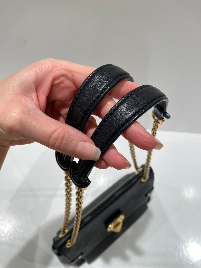 Louis Vuitton Vavin Monogram Empriente Taske - (Nypris 18.700kr)