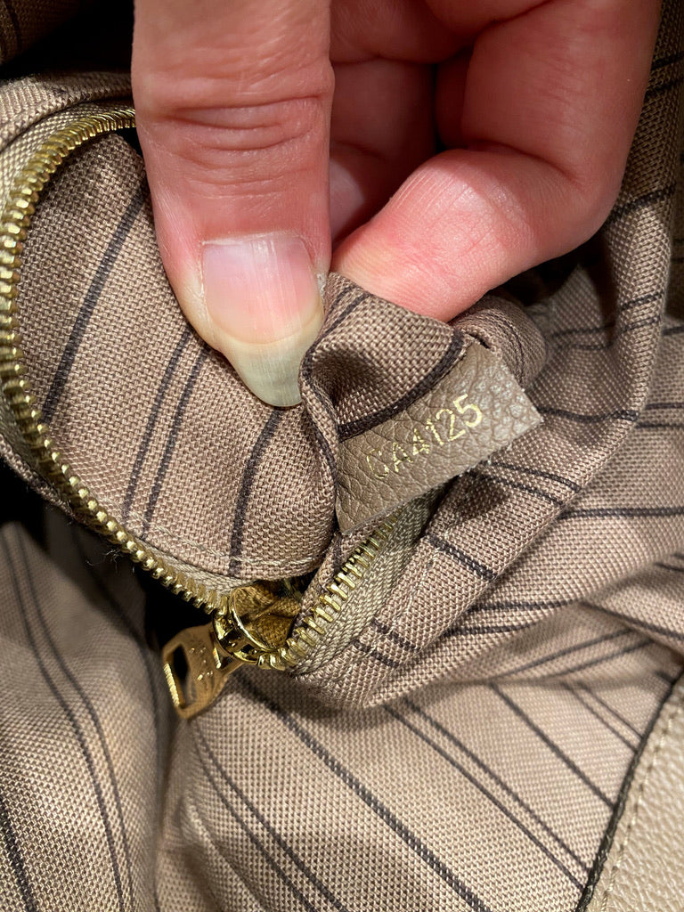 Louis Vuitton Bagatelle Emp Taupe - (Nypris 16.800 kr)