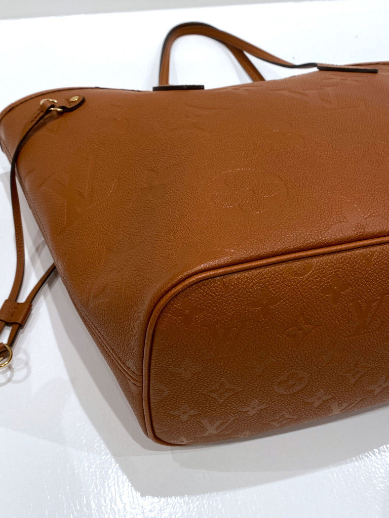 Louis Vuitton Neverfull MM Empreinte Tote Bag - Cognac - (nypris 16.300 kr)