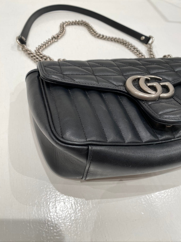 Gucci Marmont Medium Taske - (Nypris ca 17.450 kr)