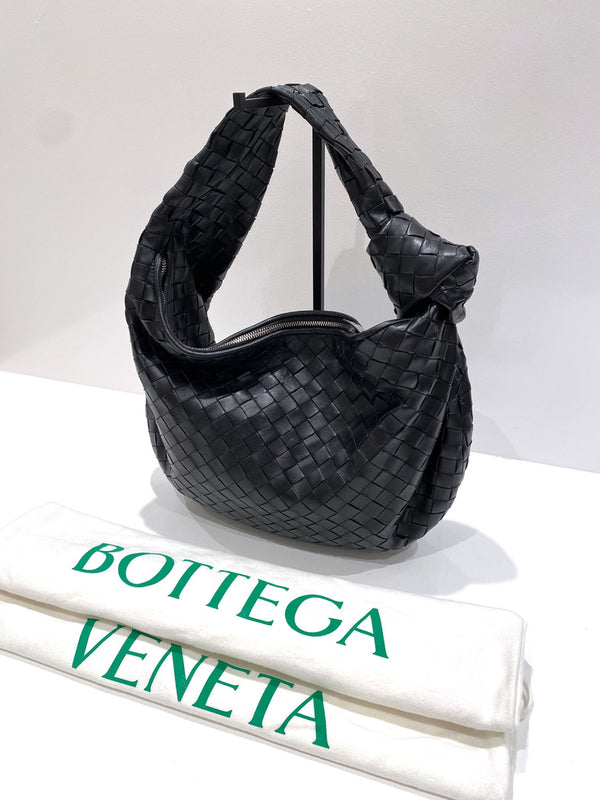 Bottega Veneta Jodie Bag - Sort - (Nypris 23.867 kr/ 3.200 Euro Original Kvittering medfølger)