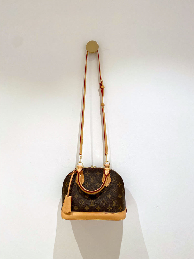Louis Vuitton Alma BB Monogram Bag - (Nypris 11.600 kr)