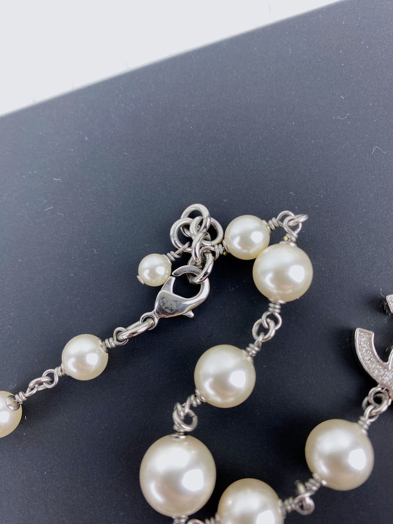 Chanel Perlekæde - (Nypris ca 16.000-18.000 kr)
