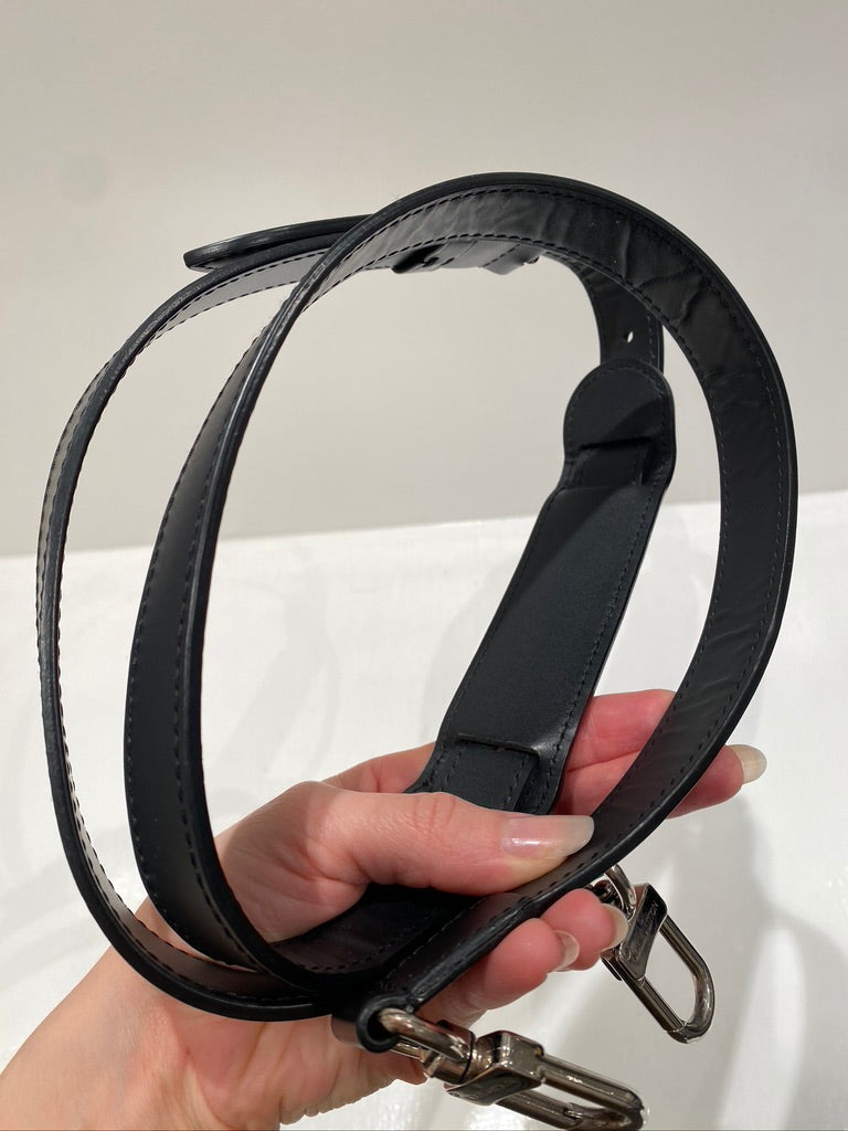 Louis Vuitton Monogram Porte-Documents/ Klassisk Arbejdstaske - (Nypris ca 17.600 kr)