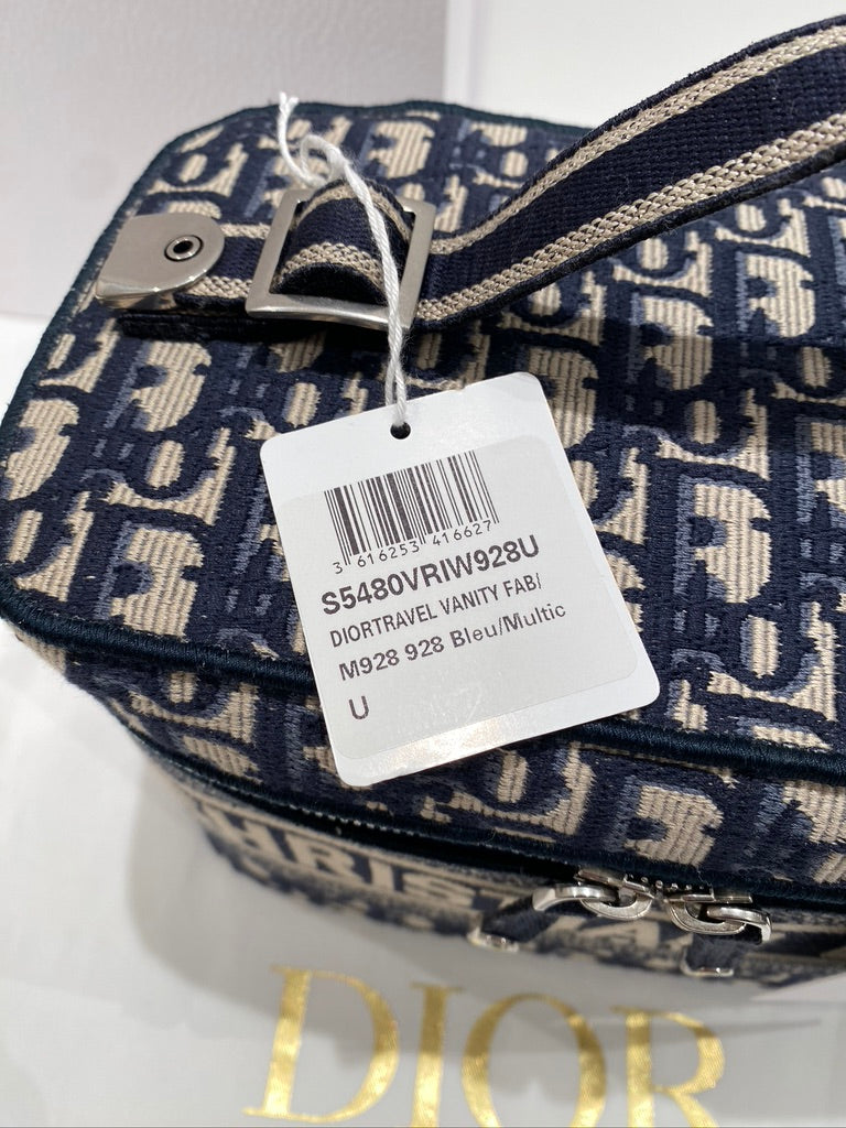 Dior Vanity Case - (Nypris 13.070 kr)