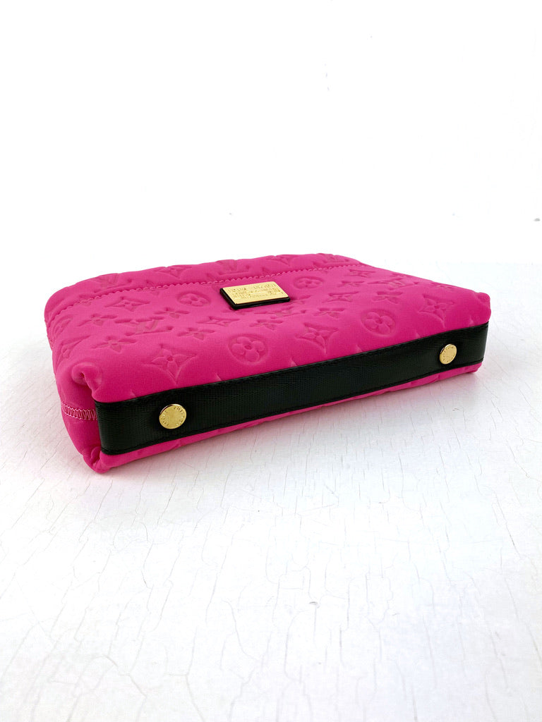 Louis Vuitton Pink Clutch - Scuba Pochette