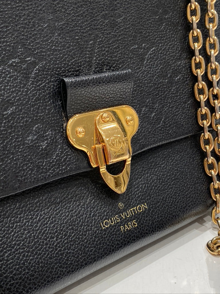 Louis Vuitton Vavin Monogram Empriente Taske - (Nypris 18.700kr)