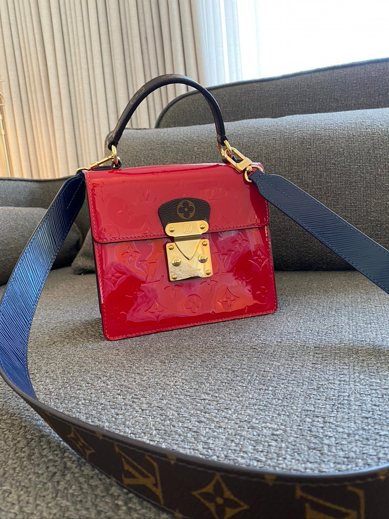 Louis Vuitton Spring Street Handbag - Patent Scarlet/ Rød Lak