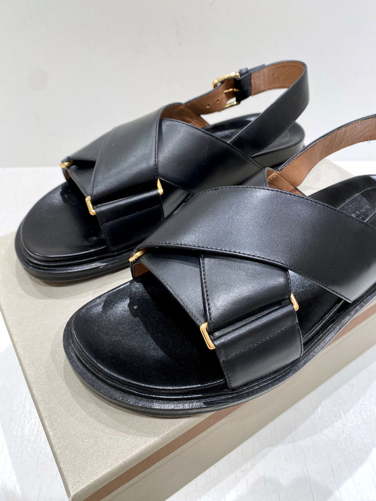 Marni Fussbett Sandaler - Str 41 - Sort - (Nypris 4.400 kr/ 590 Euro)