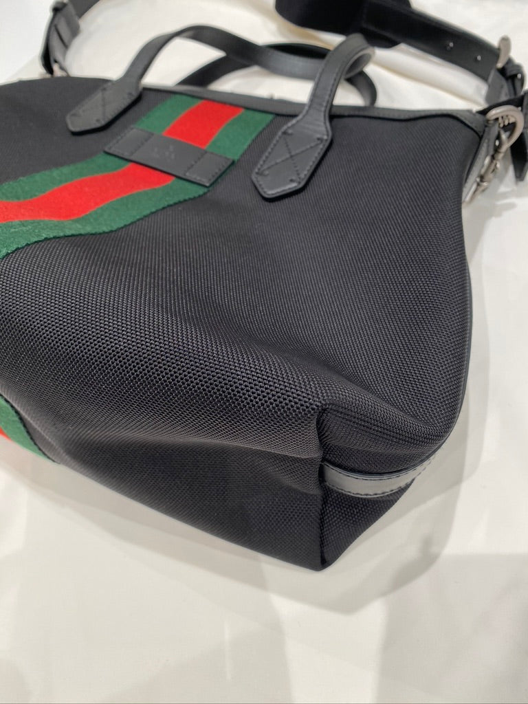 Gucci Taske - Sort Med klassisk Gucci Stribe