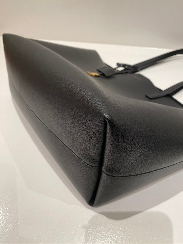 Saint Laurent East/West Shopping Tote i sort læder - (Nypris 1250 Euro/ca 9.340kr)