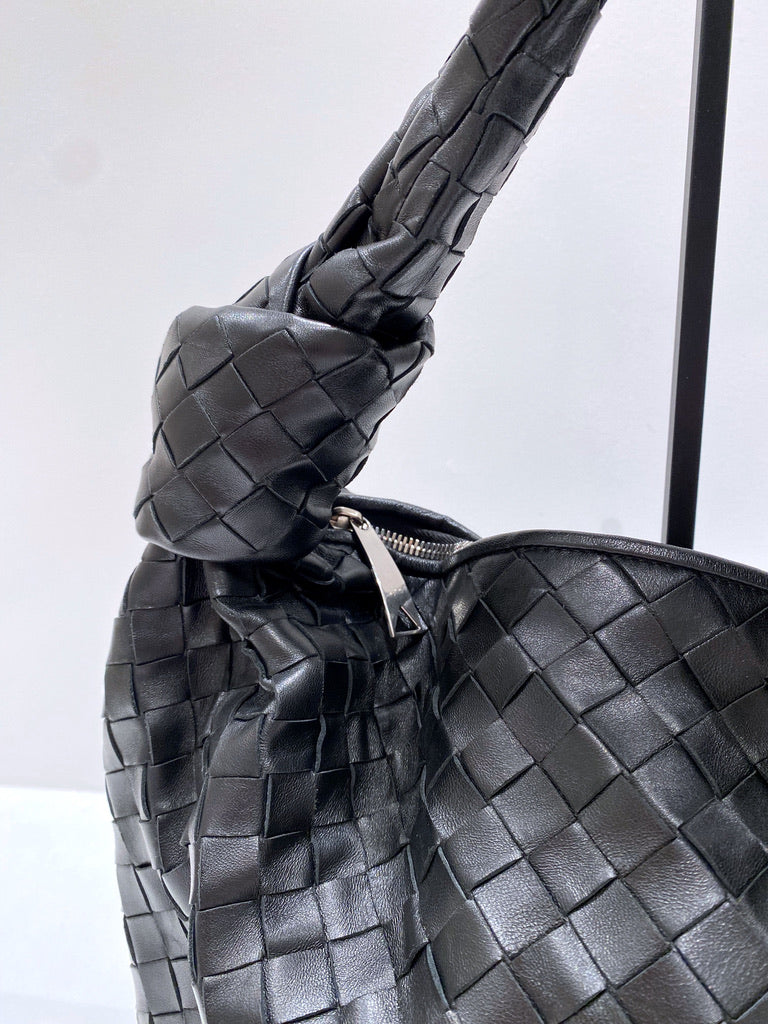 Bottega Veneta Jodie Bag - Sort - (Nypris 23.867 kr/ 3.200 Euro Original Kvittering medfølger)
