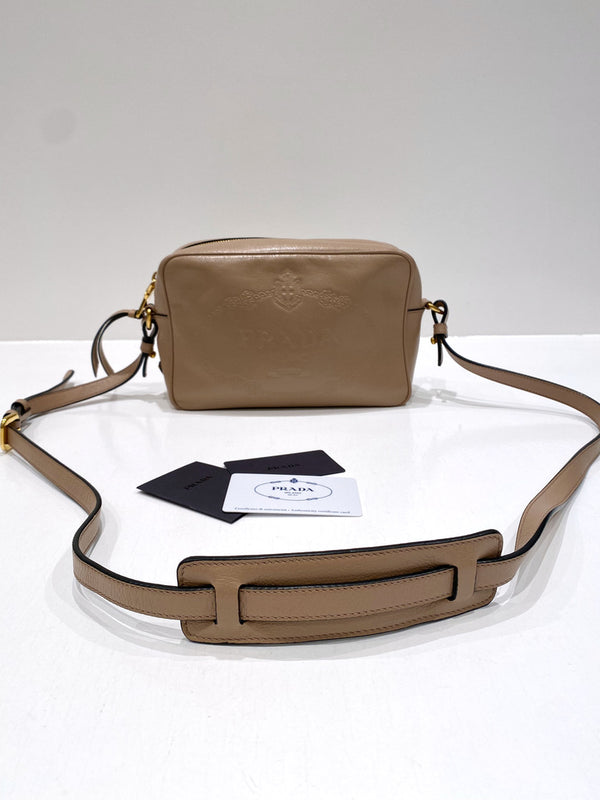 Prada Crossbody Taske/ Camera Bag