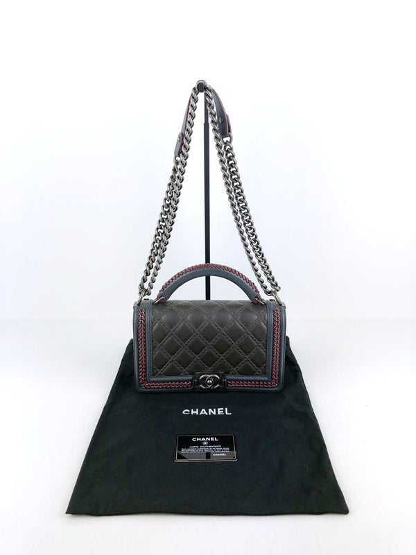 Chanel Medium Boy Taske